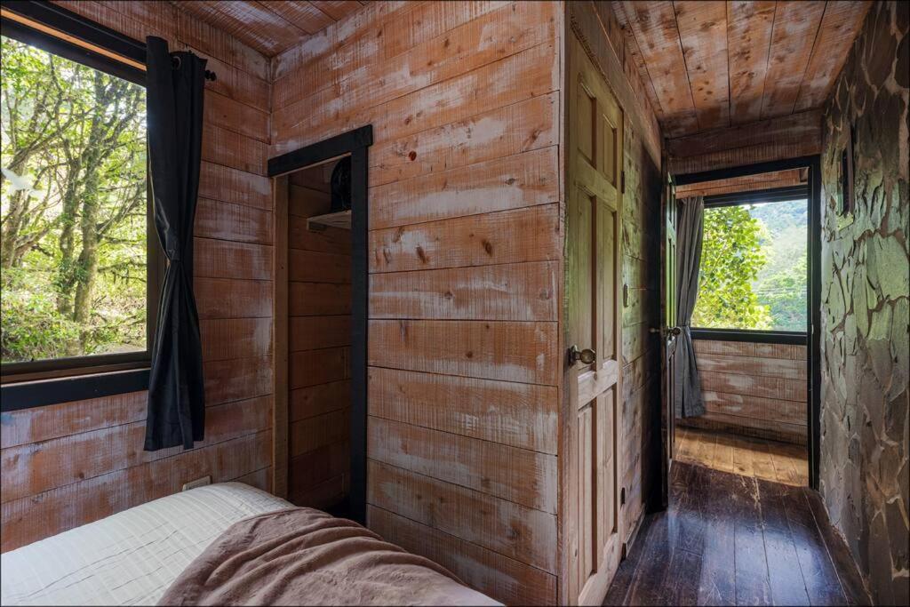 Unicorn Lodge: Direct Riverfront : Unique Experience San Gerardo de Dota Εξωτερικό φωτογραφία